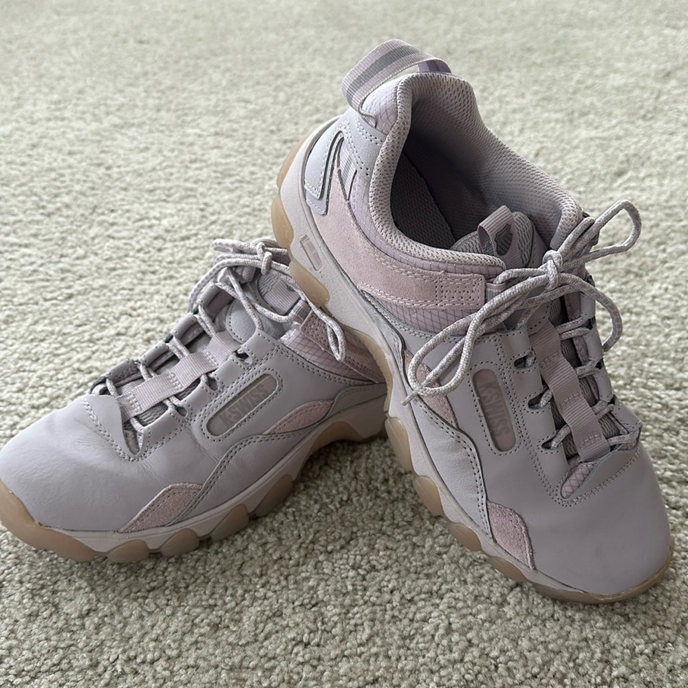 Lilac K—Swiss Tennis Shoes Size 9.5 Women’s